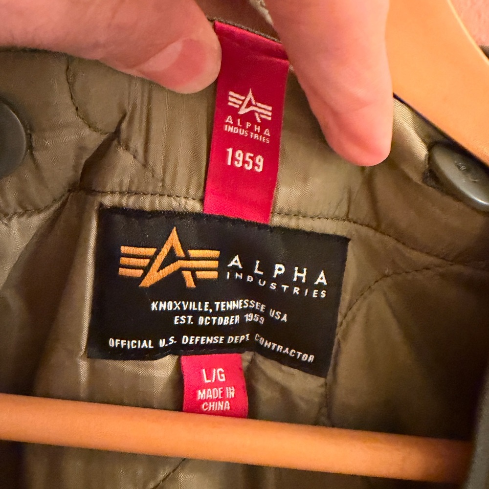 Alpha Industries Unisex Light Jacket with Shell Liner (2-in1). - Picture 2 of 7